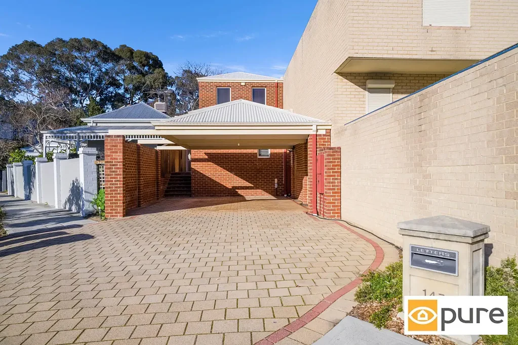 FURNISHED 3 X 2 IN CENTRAL SUBIACO