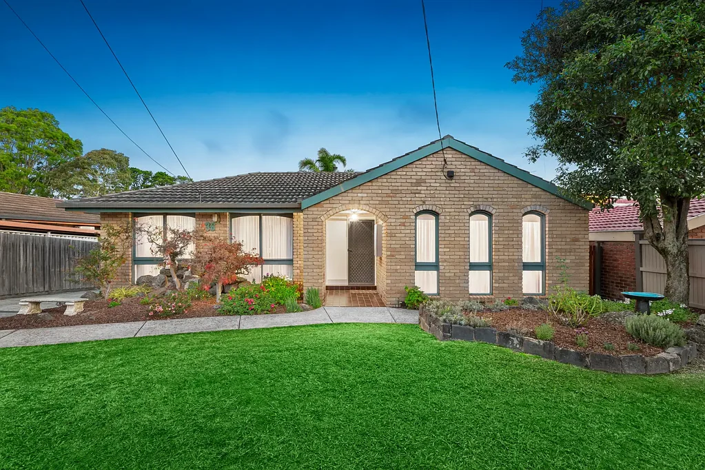 Doncaster East 5chambre Family Flexibility and Resort-Style Living in a Premium School Zone