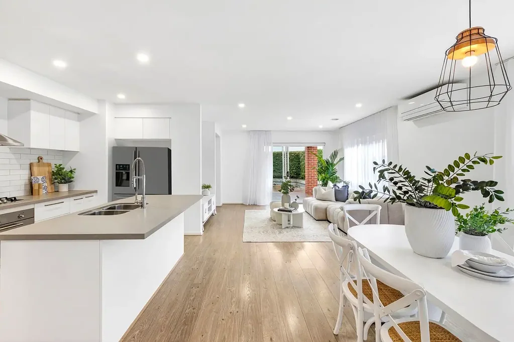 Armstrong Creek 4房  Boutique Home with Park Frontage