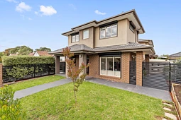 1/85 Queens Parade, Fawkner
