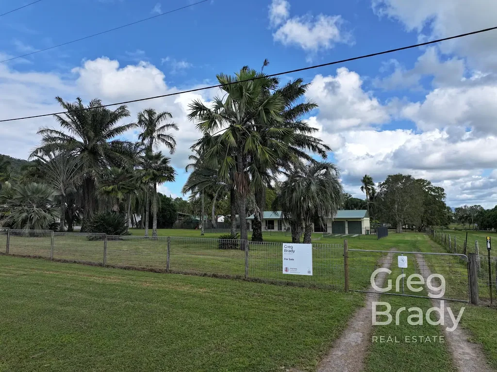 29 Carlton Road, Sarina, QLD 4737