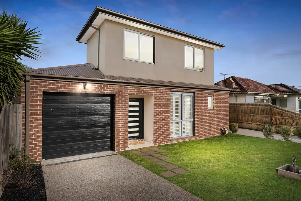 1/5 Clairmont Street, Albion, VIC 3020