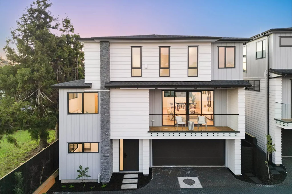 Sunnynook 5Kwarto Contemporary Family Living in Westlake School Zone