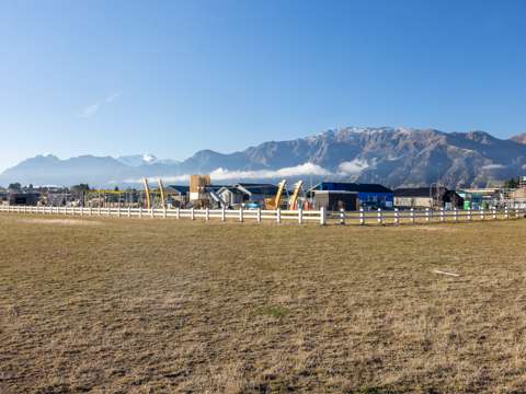 Lake Hawea  Smart Choice in Longview