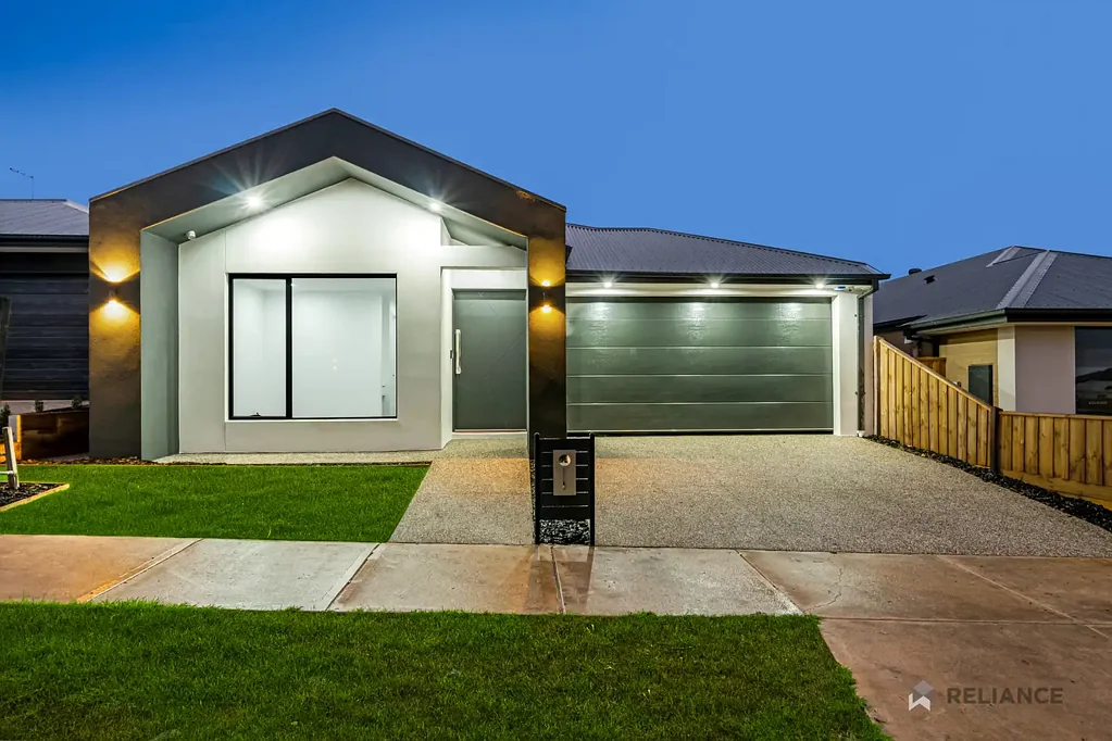 Sunbury 4બેડરૂમ Stylish Family Living in Sought-After Sunbury.