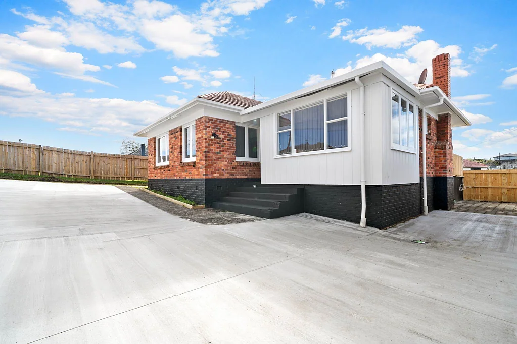 Manurewa 3房  Fully Renovated, Ready to Enjoy — Act Fast!