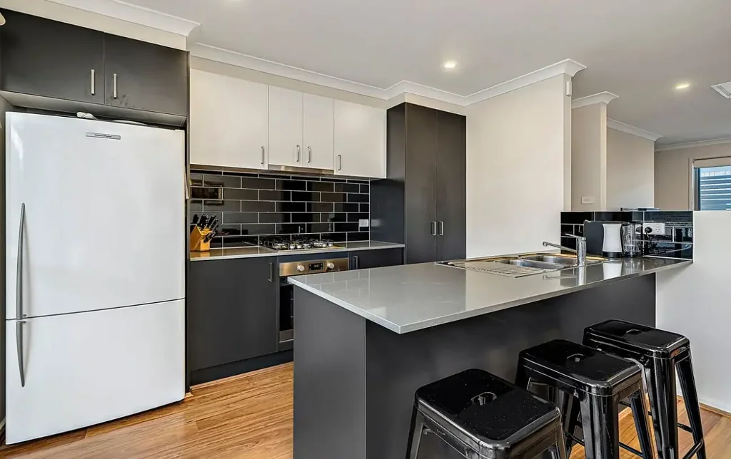 Tidy Three Bedroom Townhouse
