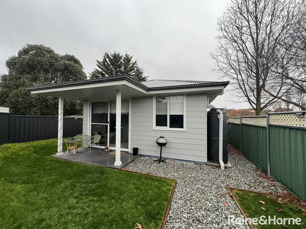2 BEDROOM UNIT IN BEL AIR