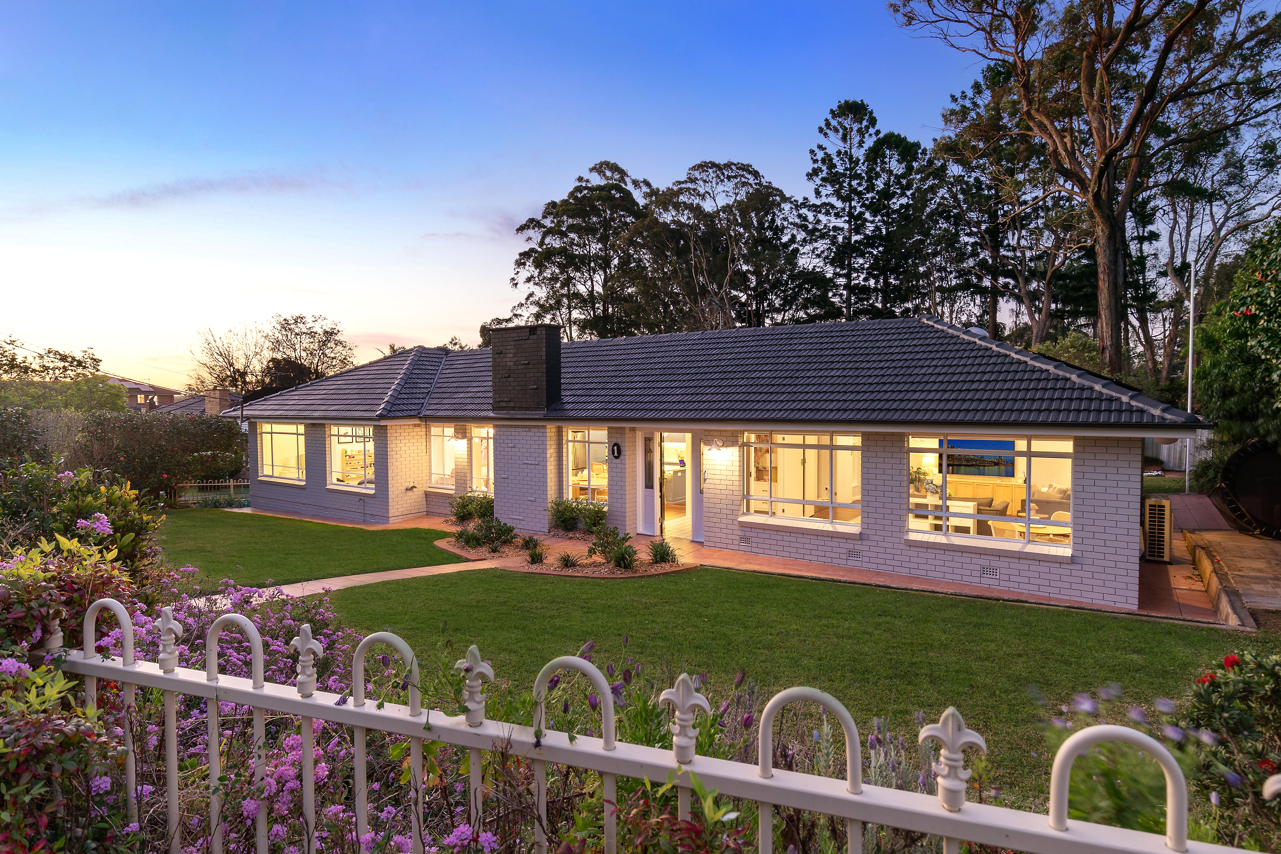 1 GWYDIR AV, NORTH TURRAMURRA NSW 2074, 0部屋, 0バスルーム, House