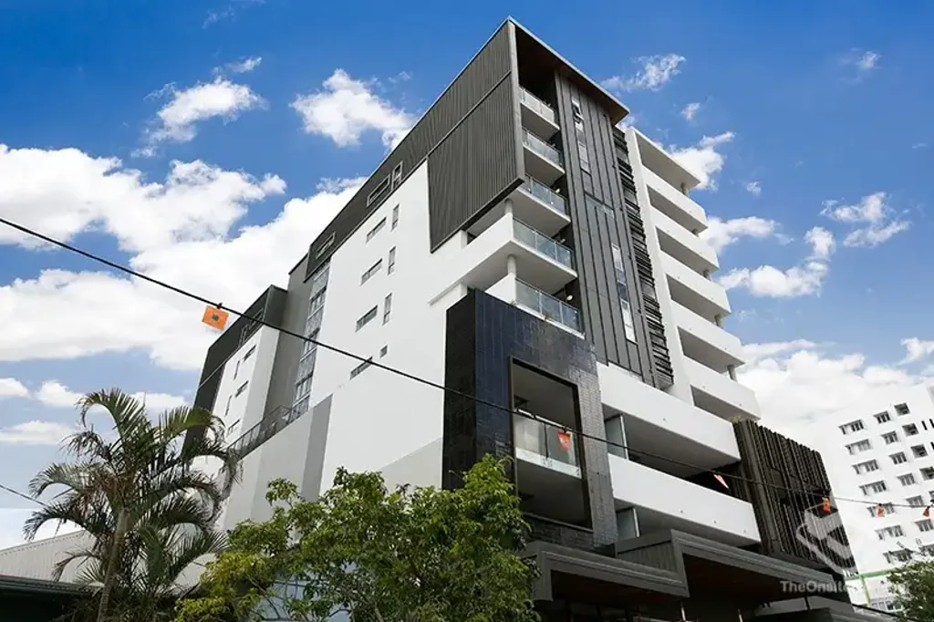 2 bed 2 bath + 1 car space, unit at Edge Apt