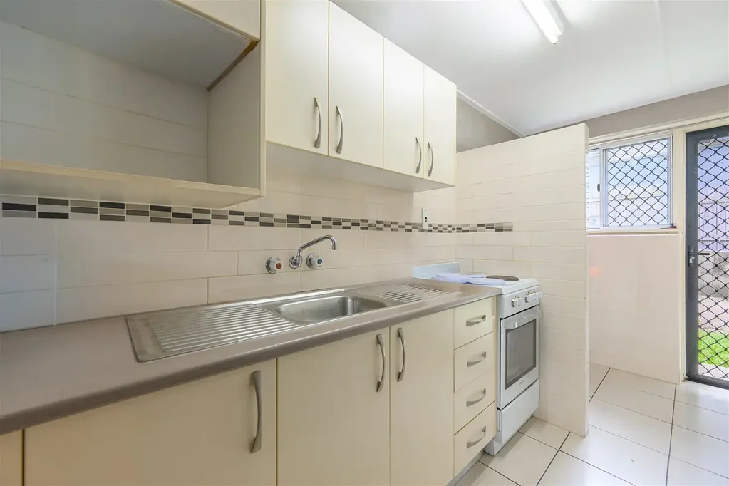 West Gladstone 2 Bedroom Two Bedroom Entry Level Unit in West Gladstone