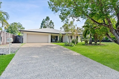 Mount Sheridan 5 Bedroom A Spacious Family Haven with Double Gate Side Access