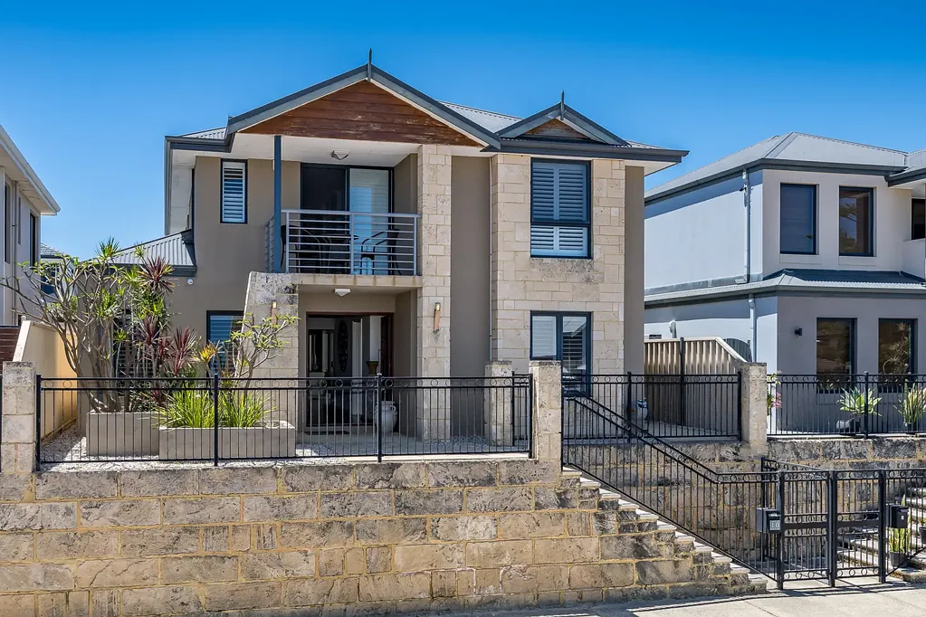 10 O'Mara Boulevard, Iluka, WA 6028
