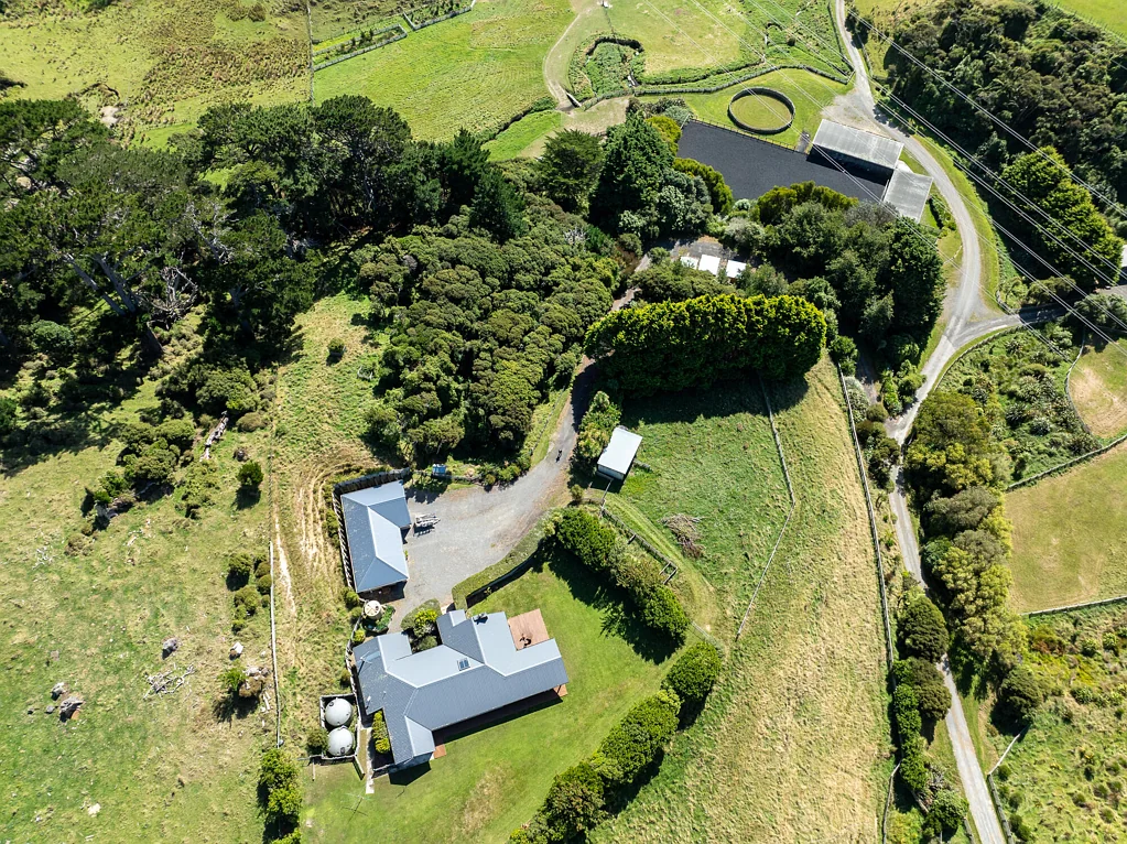 Ohariu 3 Slaapkamer REFINED COUNTRY LIVING WITH EQUESTRIAN FACILITIES