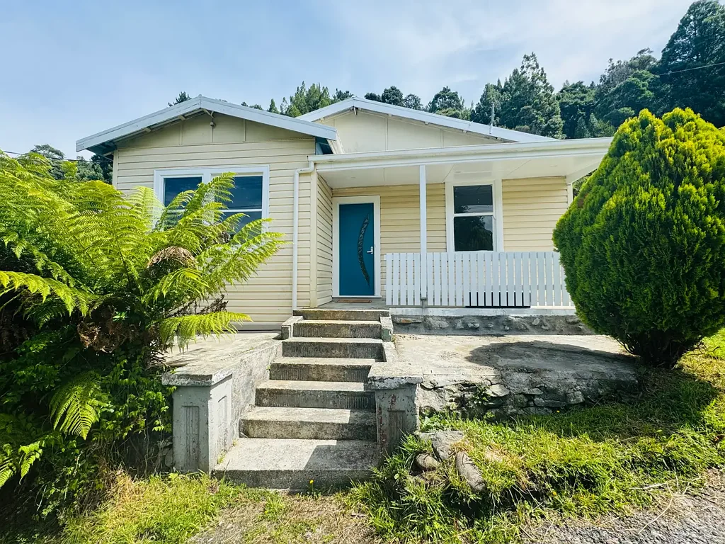10 Henry Street, Queenstown, TAS 7467