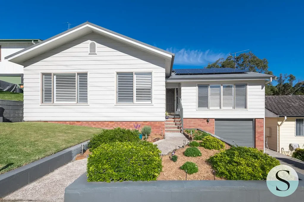 8 Greenwood Avenue, Belmont, NSW 2280