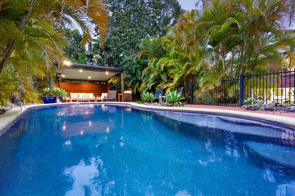 Worongary 5Zimmer The Ultimate Family Acreage Retreat with Versatile Studio Space