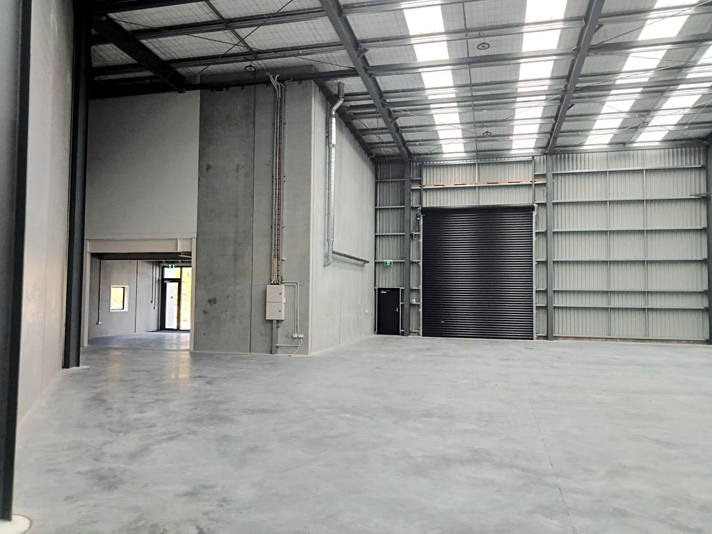 Tauranga Central EXCEPTIONAL NEW INDUSTRIAL UNIT