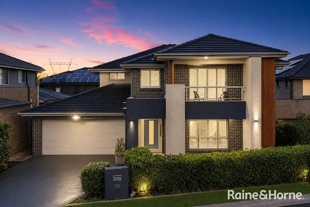 Edmondson Park 5 Slaapkamer Beautifully Presented Family Home in Edmondson Park