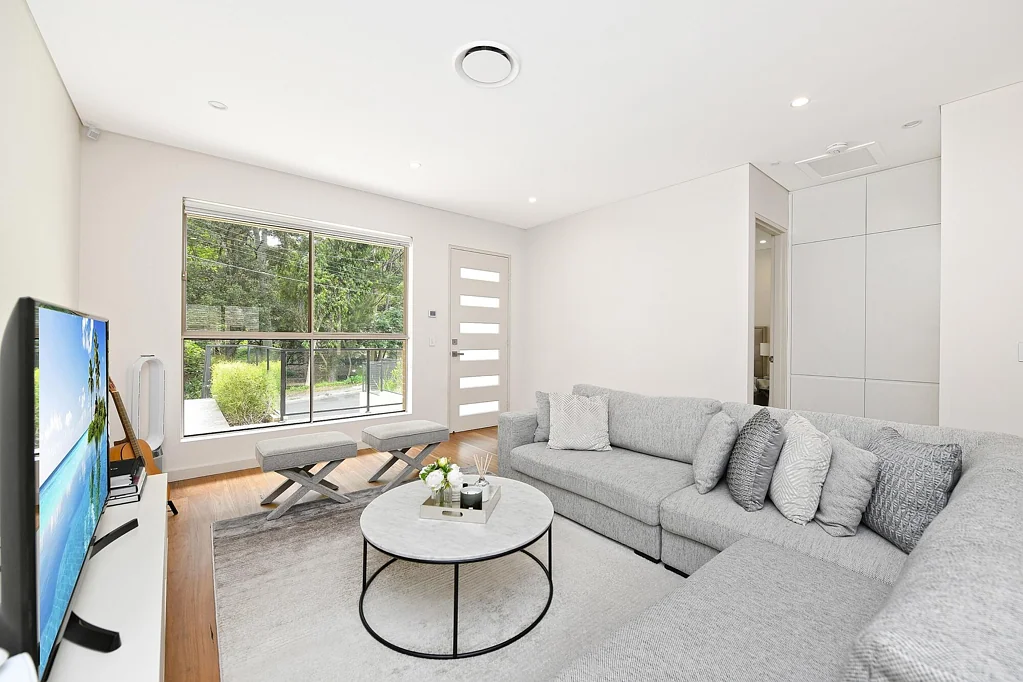 Near New Three Bedroom Designer Villa