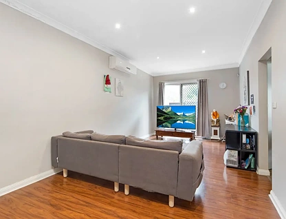 94 Railway Parade, Dandenong, VIC 3175, 4 ਕਮਰੇ, 2 ਬਾਥਰੂਮ, House