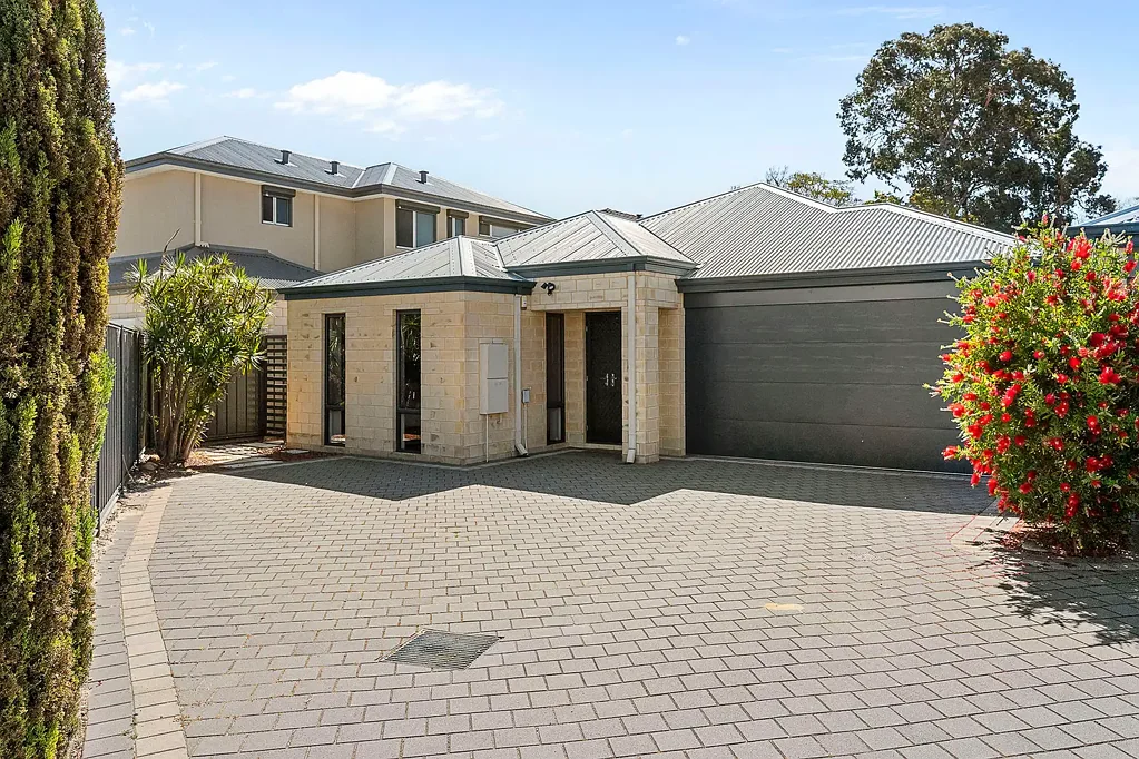 9C Crellin Way, Cloverdale, WA 6105