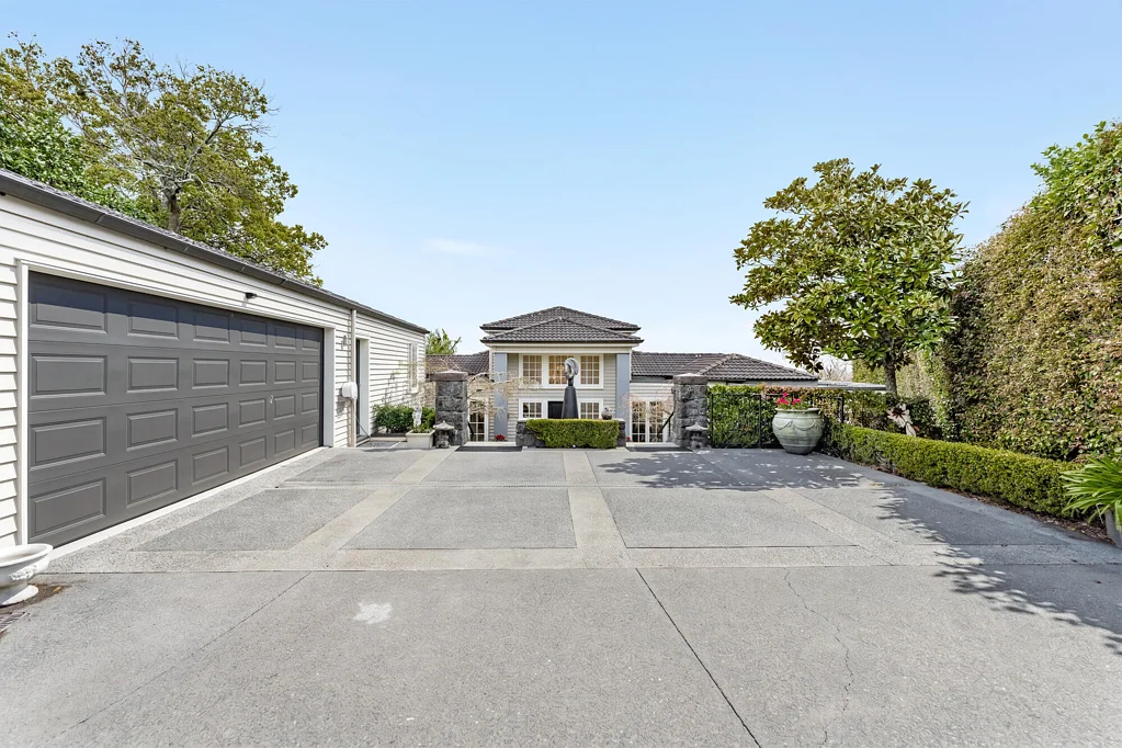 Remuera 6બેડરૂમ For tennis lovers - a private estate