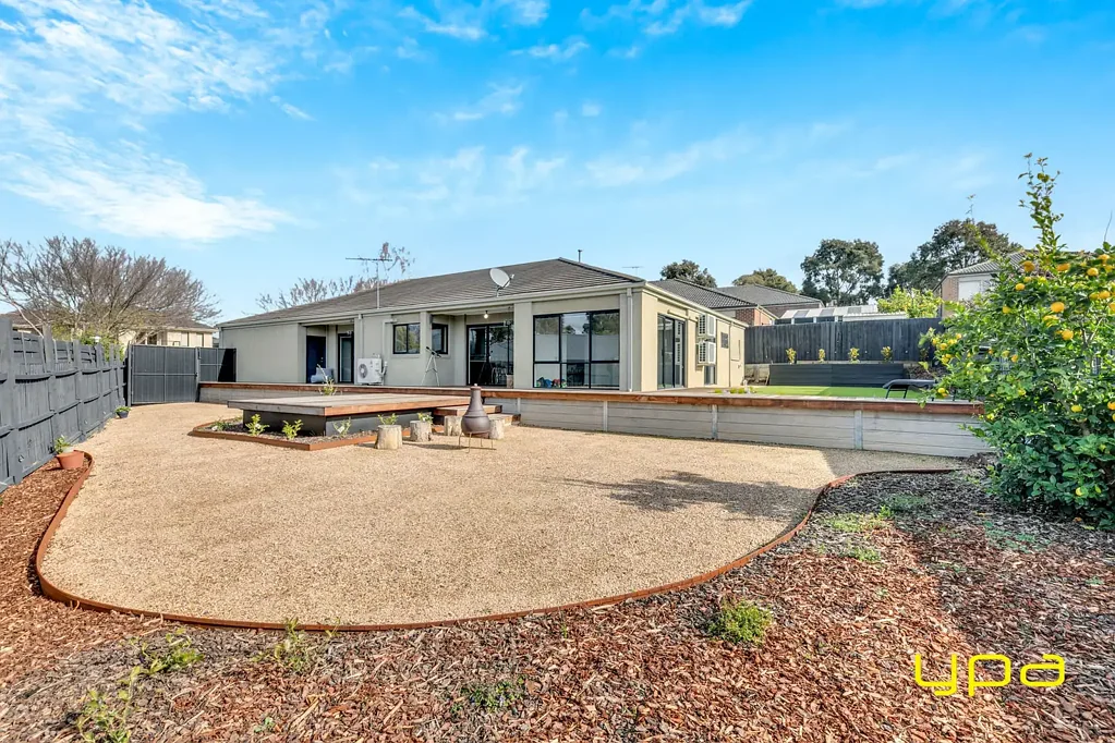 6 Beacon Pl, Doreen, VIC 3754