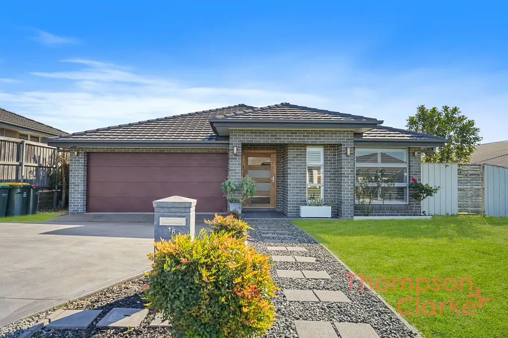 Chisholm 5 Slaapkamer MODERN FAMILY LIVING WITH SPACE, STYLE & CONVENIENCE
