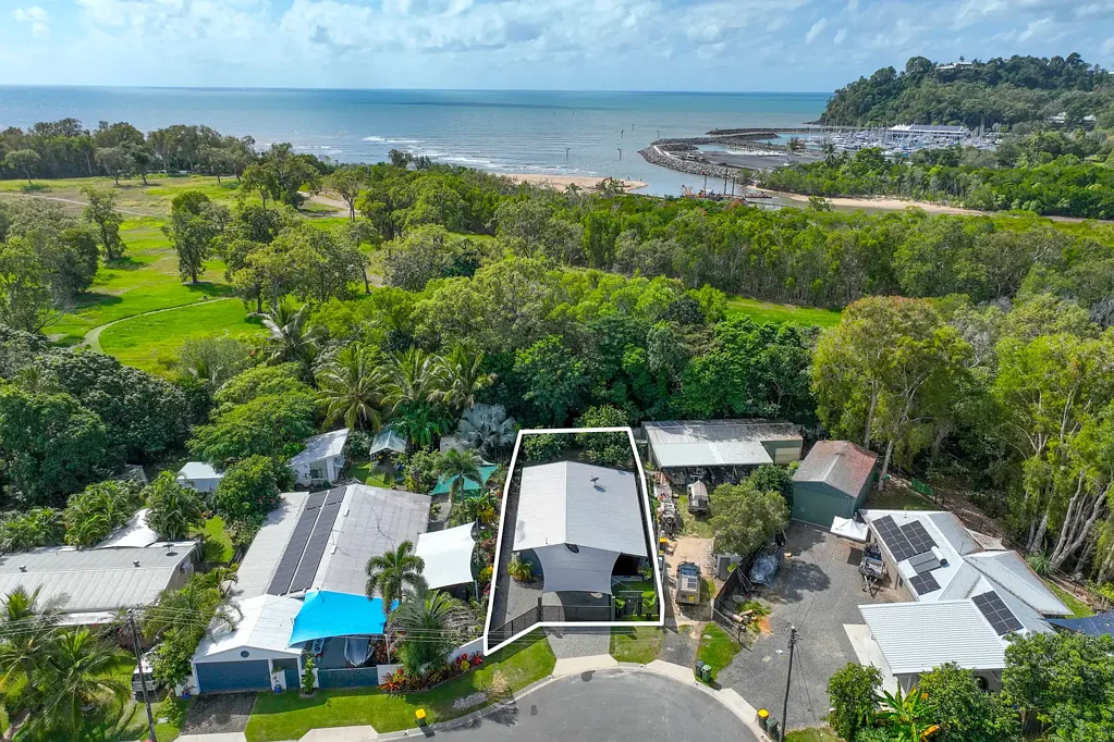 4A Riverside Parade, Trinity Park, QLD 4879