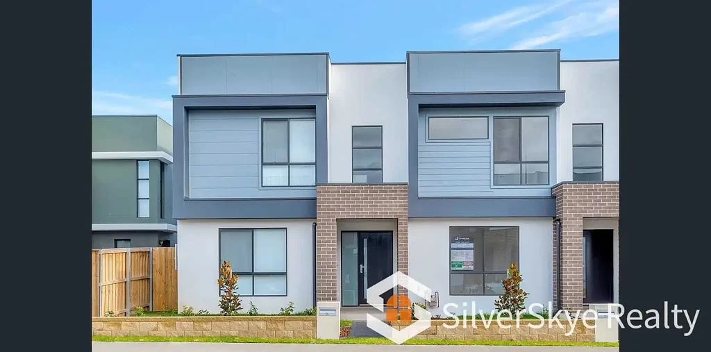 Well Presented 3-Bed House Ready To Move In