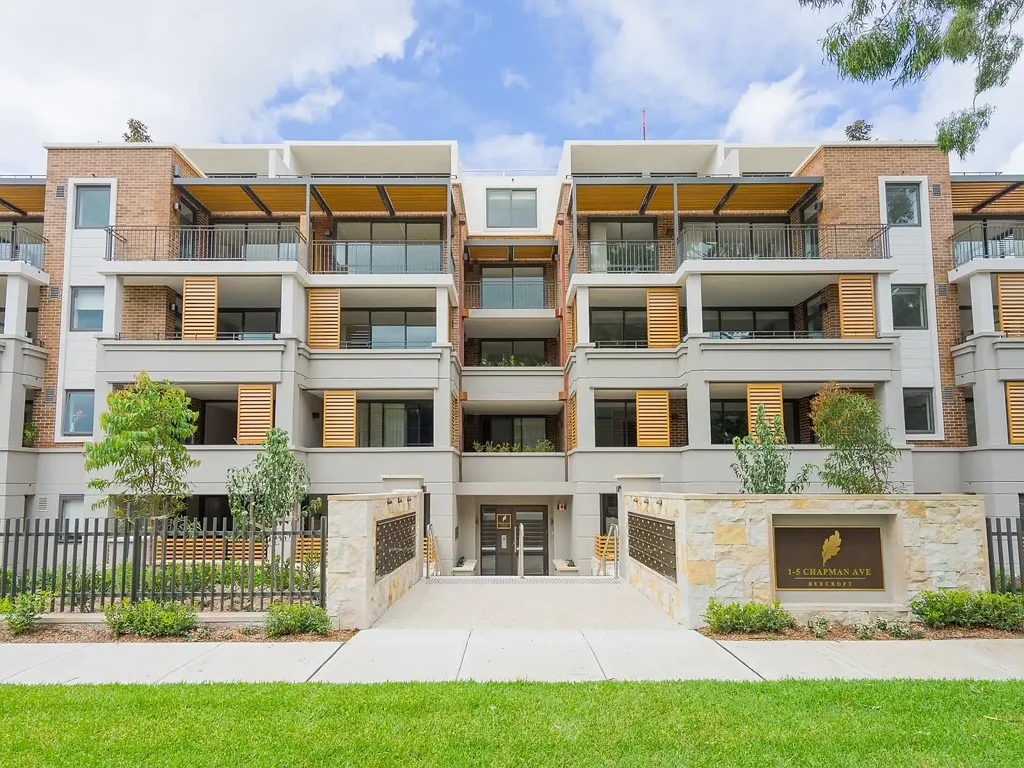 Stunning Modern 2-Bedroom Plus Study Apartment in Prime Beecroft Location