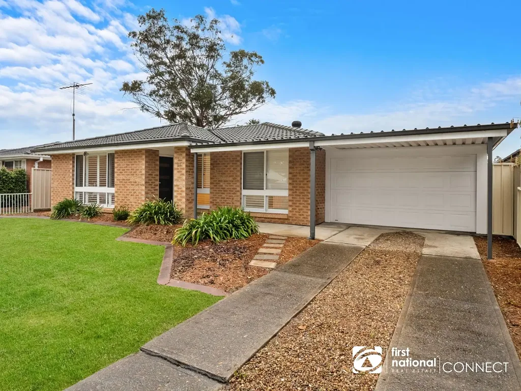 CHARMING FAMILY HOME IN CONVENIENT BLIGH PARK LOCATION!