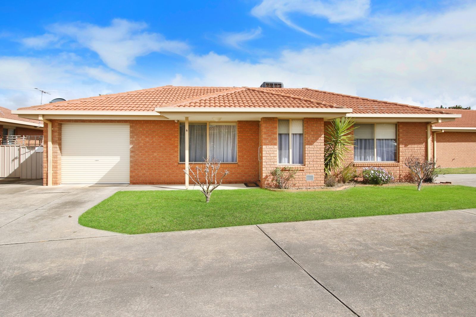 UNIT 6 381 DICK RD, LAVINGTON NSW 2641, 0部屋, 0バスルーム, Townhouse