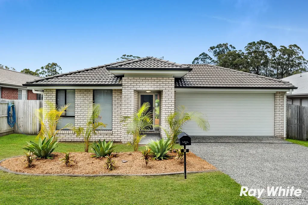 8 Greenpark Drive, Crestmead, QLD 4132