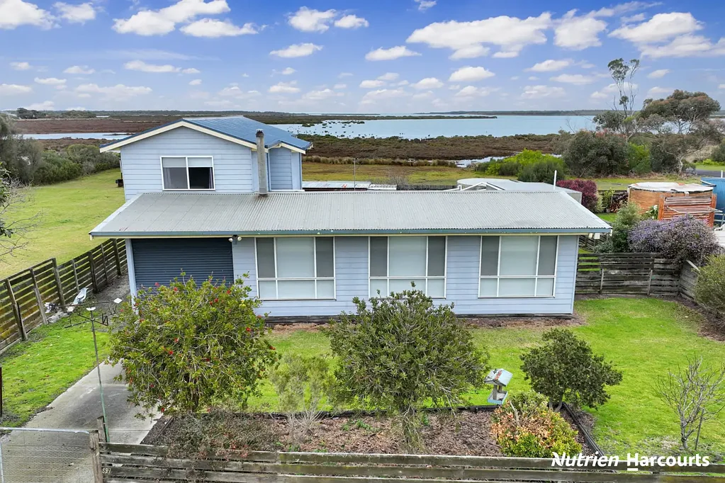 Mcloughlins Beach 3Kwarto Water Views That Make You Want to Stay