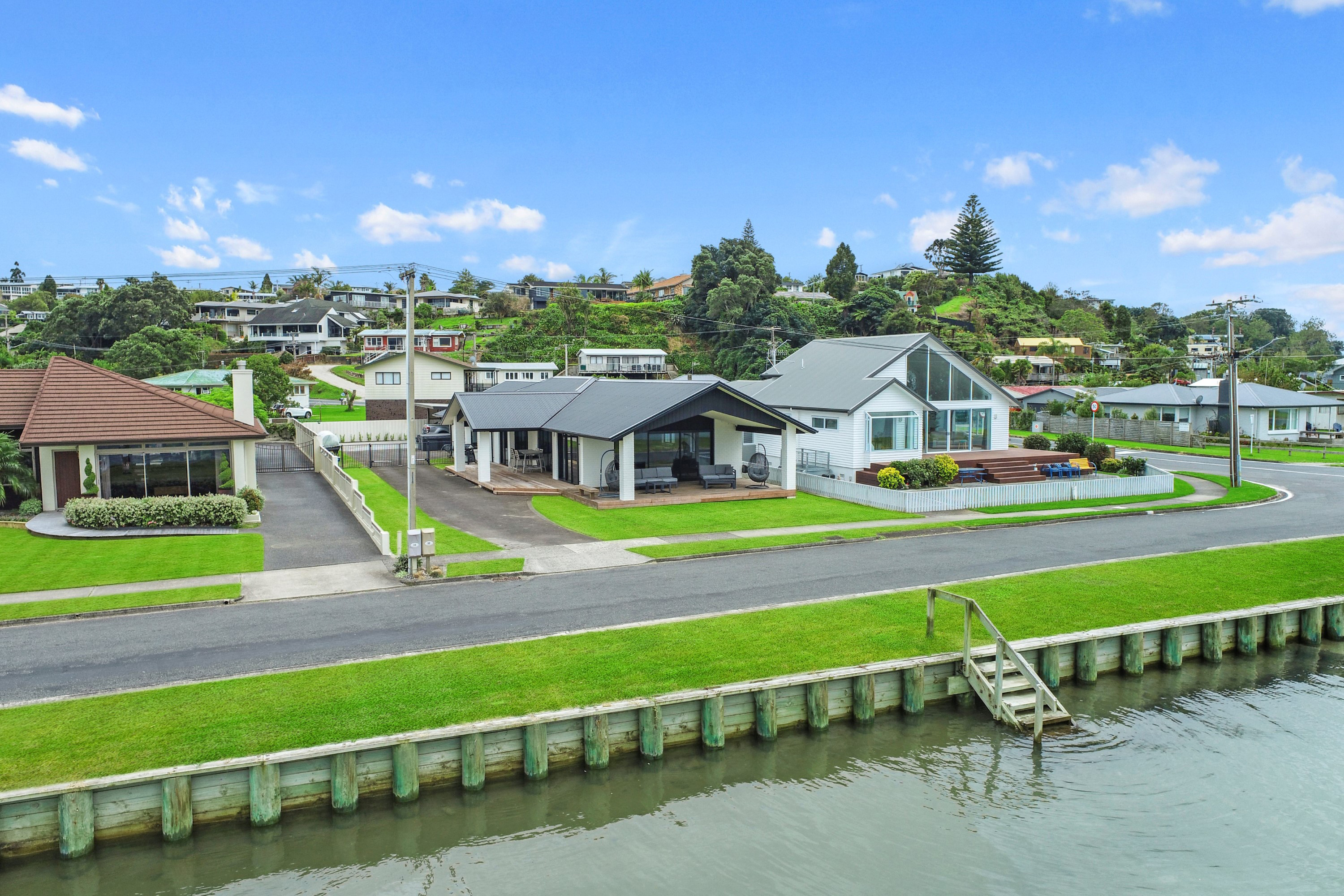 32 The Esplanade, Omokoroa, Bay Of Plenty, 5 phòng ngủ, 0 phòng tắm, House