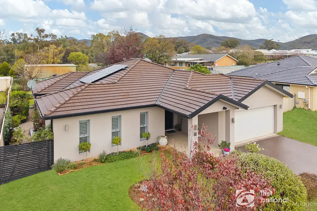 Mudgee 4房  SPACE FOR FAMILY, PRIVACY FOR YOU