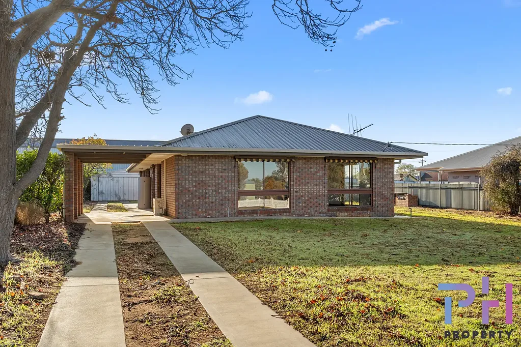 12 Camp Street, Bridgewater On Loddon, VIC 3516