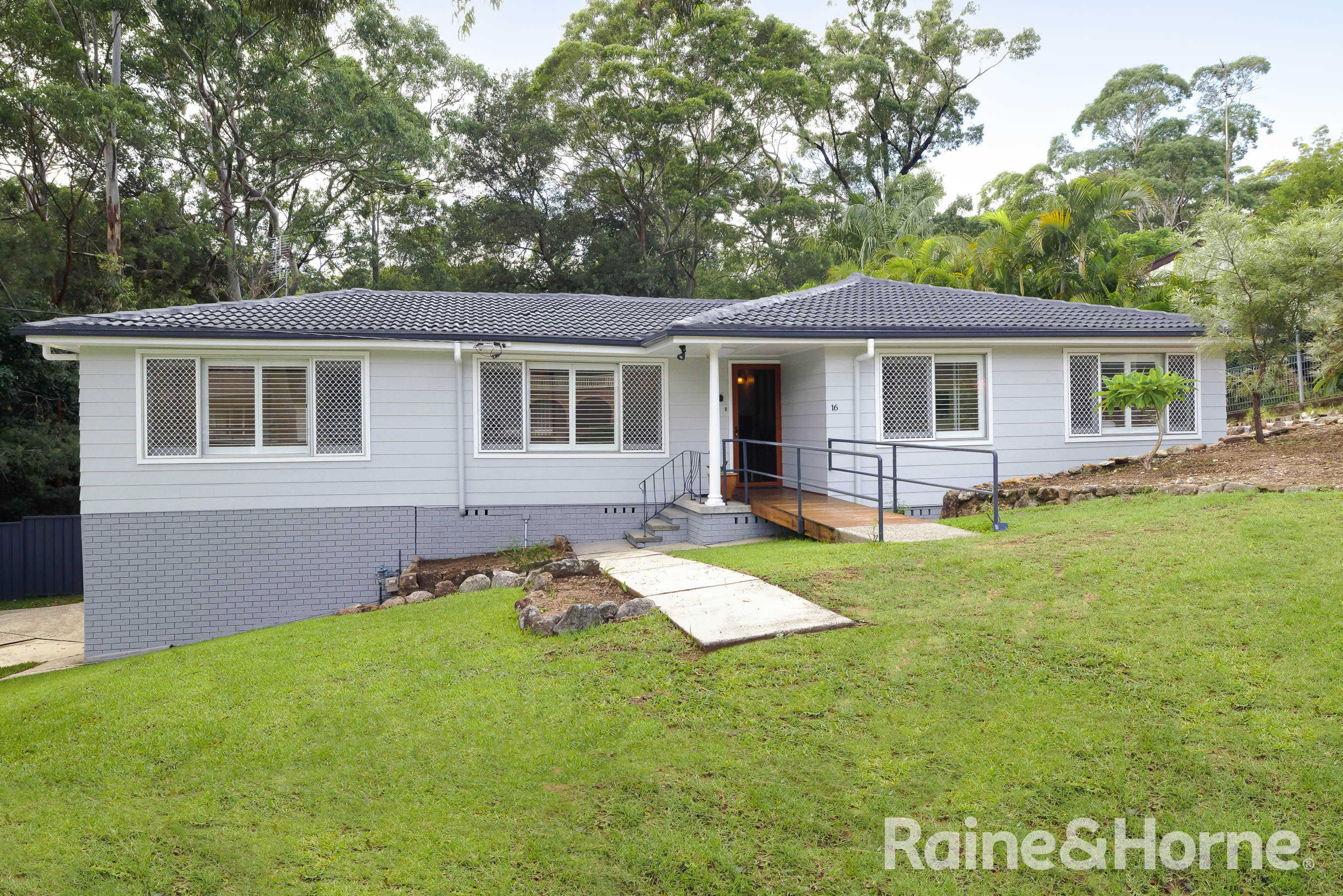 16 HASLUCK DR, RANKIN PARK NSW 2287, 0 rūma, 0 rūma horoi, House