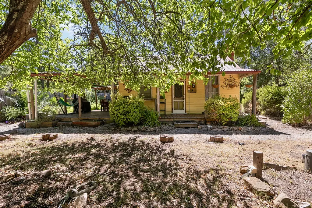 39 Ambers Drive, Heathcote, VIC 3523