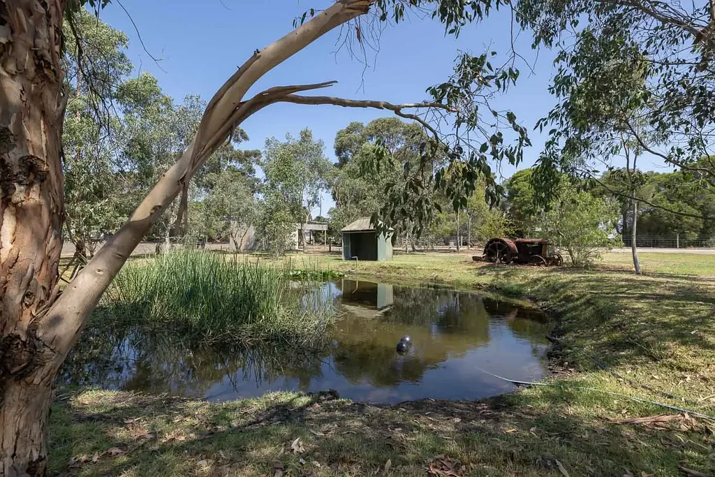 Moorooduc  Rural multi dwelling lifestyle property Living the country dream seclusion without the isolation