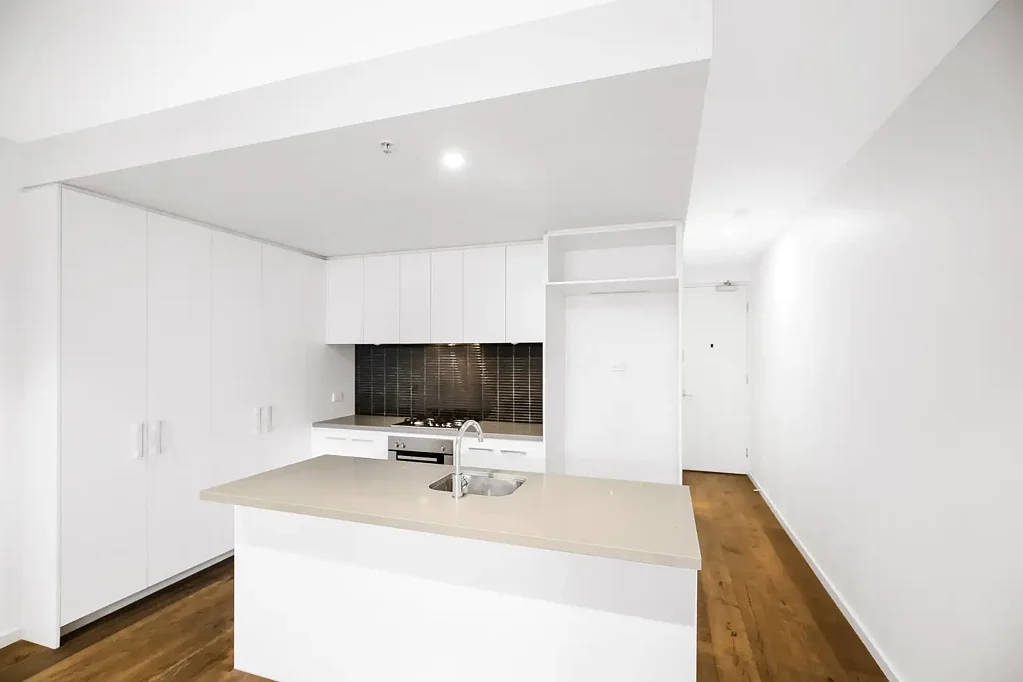 Modern 2‑Bedroom Ground‑Floor Apartment in Brunswick East