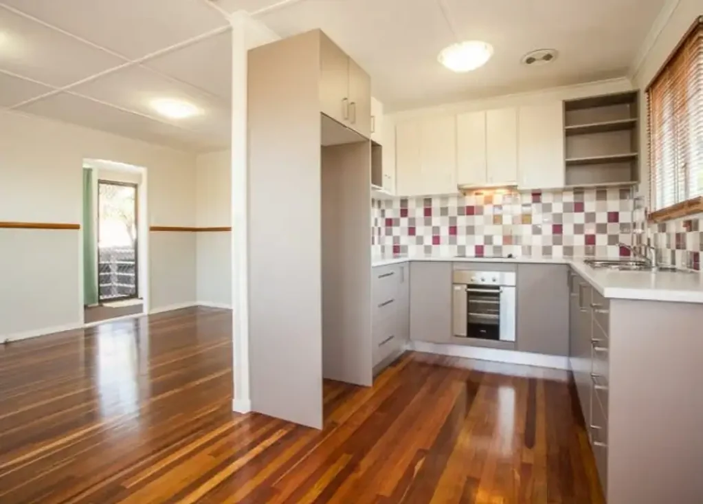 CHARMING THREE BEDROOM HOME WITH SPACIOUS BACKYARD. PLEASE NOTE RENT WILL INCREASE TO $620.00PW FROM 23/05/2026