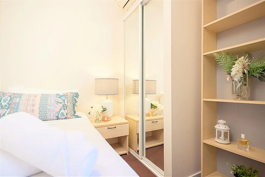 Furnished Apartment Stay for 1 month plus. Weekly service, Cable & No Bills Ever.