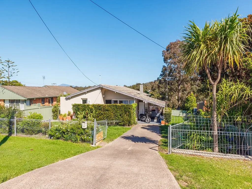 19 Ida Rodd Dr, Eden, NSW 2551