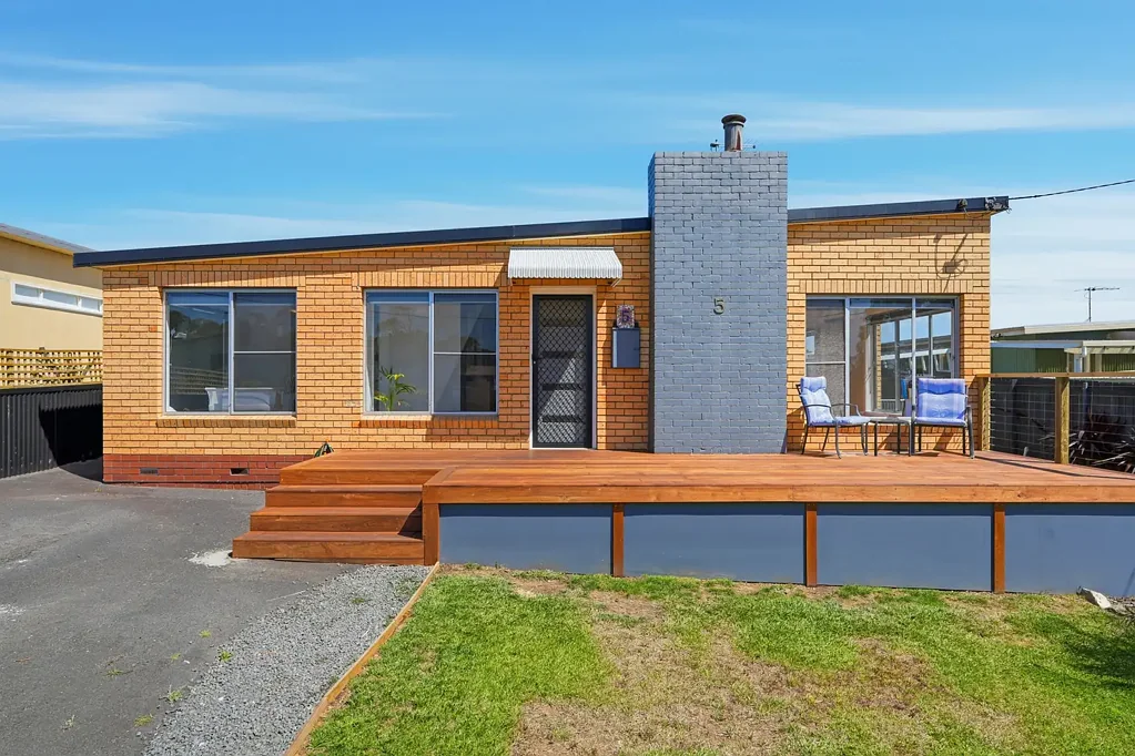 5 Kuneeamee Street, Dodges Ferry, TAS 7173
