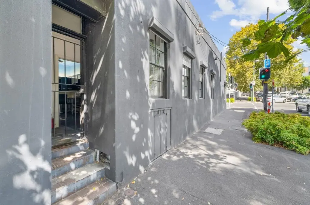 Amazing Property with Array of Possibilities