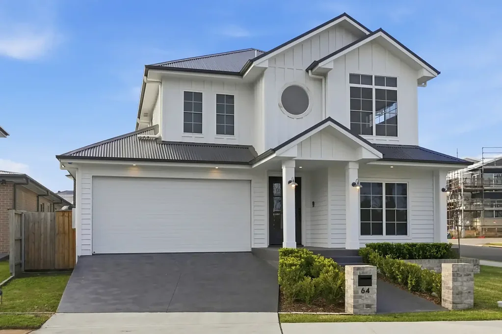 Oran Park 6 Slaapkamer Expansive House and Freestanding Granny Flat!