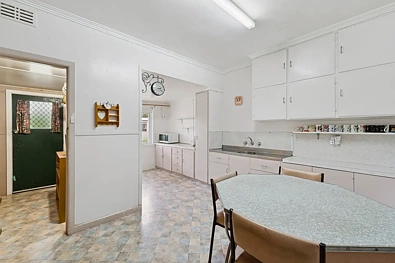 80A WALLS ST, CAMPERDOWN VIC 3260, 3 Kuwarto, 1 Banyo, House